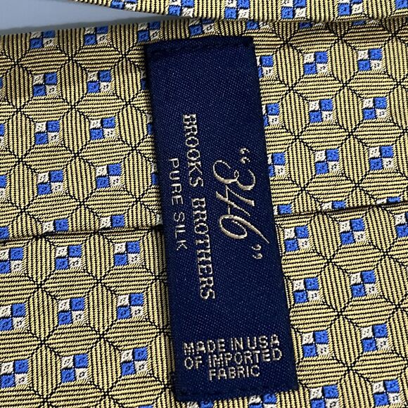 Brooks Brothers 346 Men’s Tie Multi Colored Pure Silk Textured USA 3.5 Wide - Picture 7 of 8